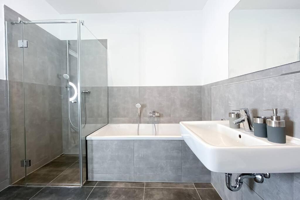 Modernes Luxus-Apartment Im Leipziger Zentrum Dış mekan fotoğraf